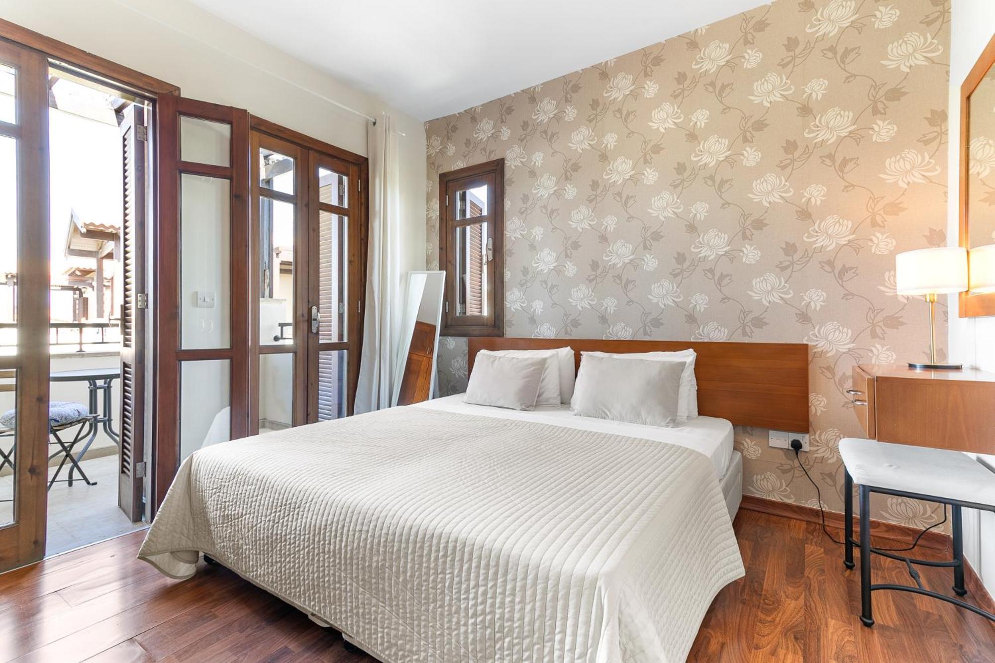 2 Bedroom Apartment Assia With Communal Pool, Aphrodite Hills Resort Kouklia Luaran gambar